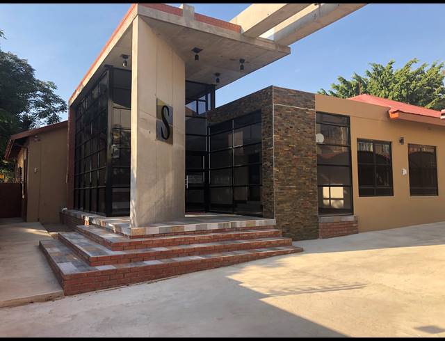 350M² OFFICE FOR SALE IN NELSPRUIT CENTRAL